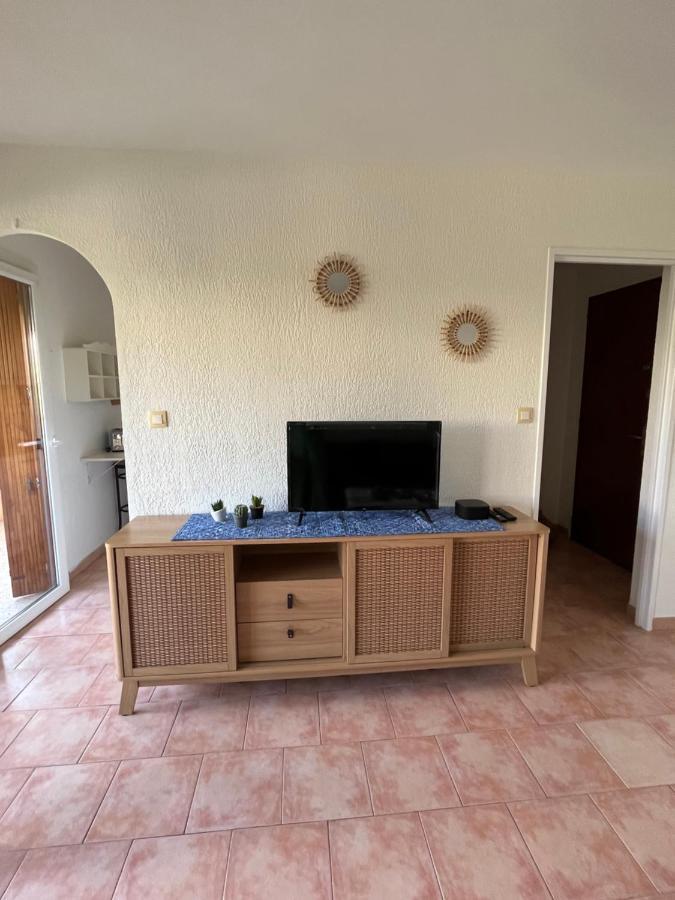 T2 Avec Terrasse & Parking A 5 Min Du Centre, 10 Min Des Plages Hyeres Ngoại thất bức ảnh
